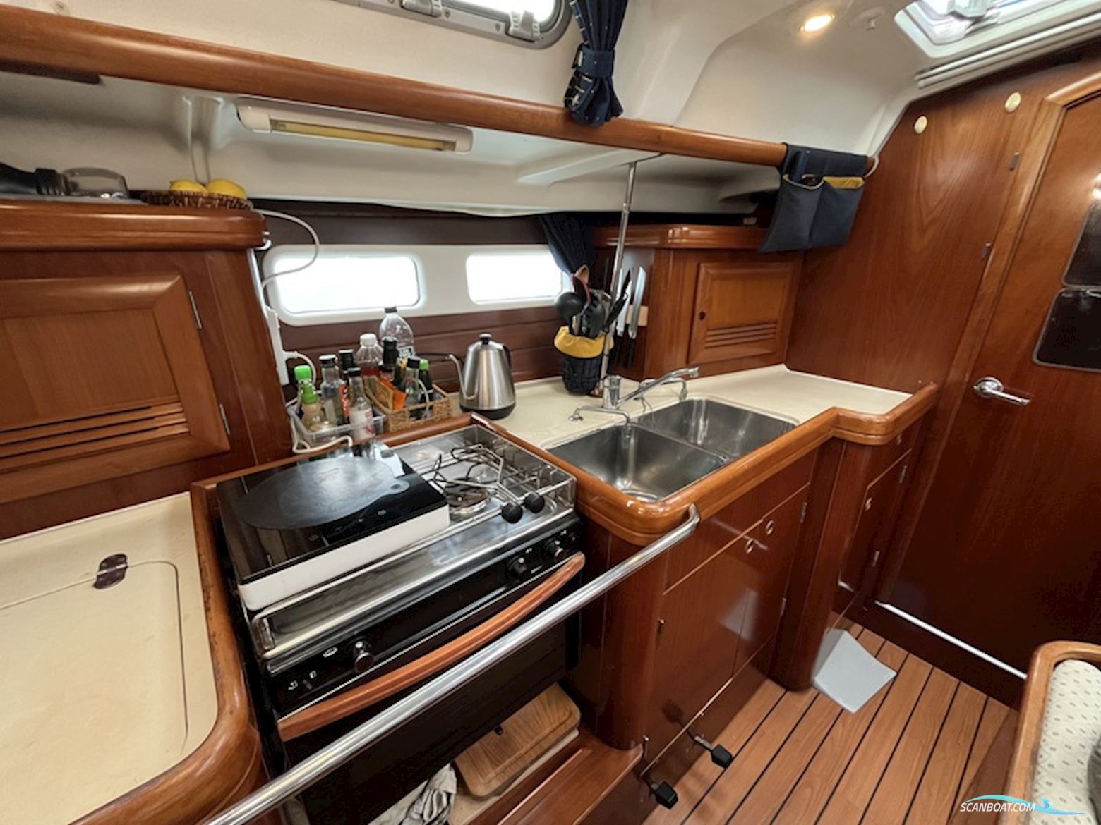 Beneteau Oceanis Clipper 423