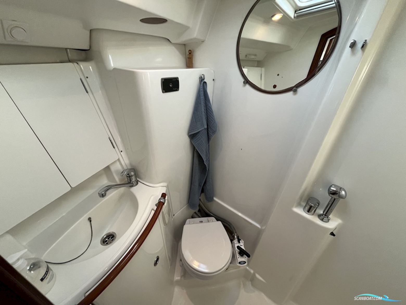 Beneteau Oceanis Clipper 423