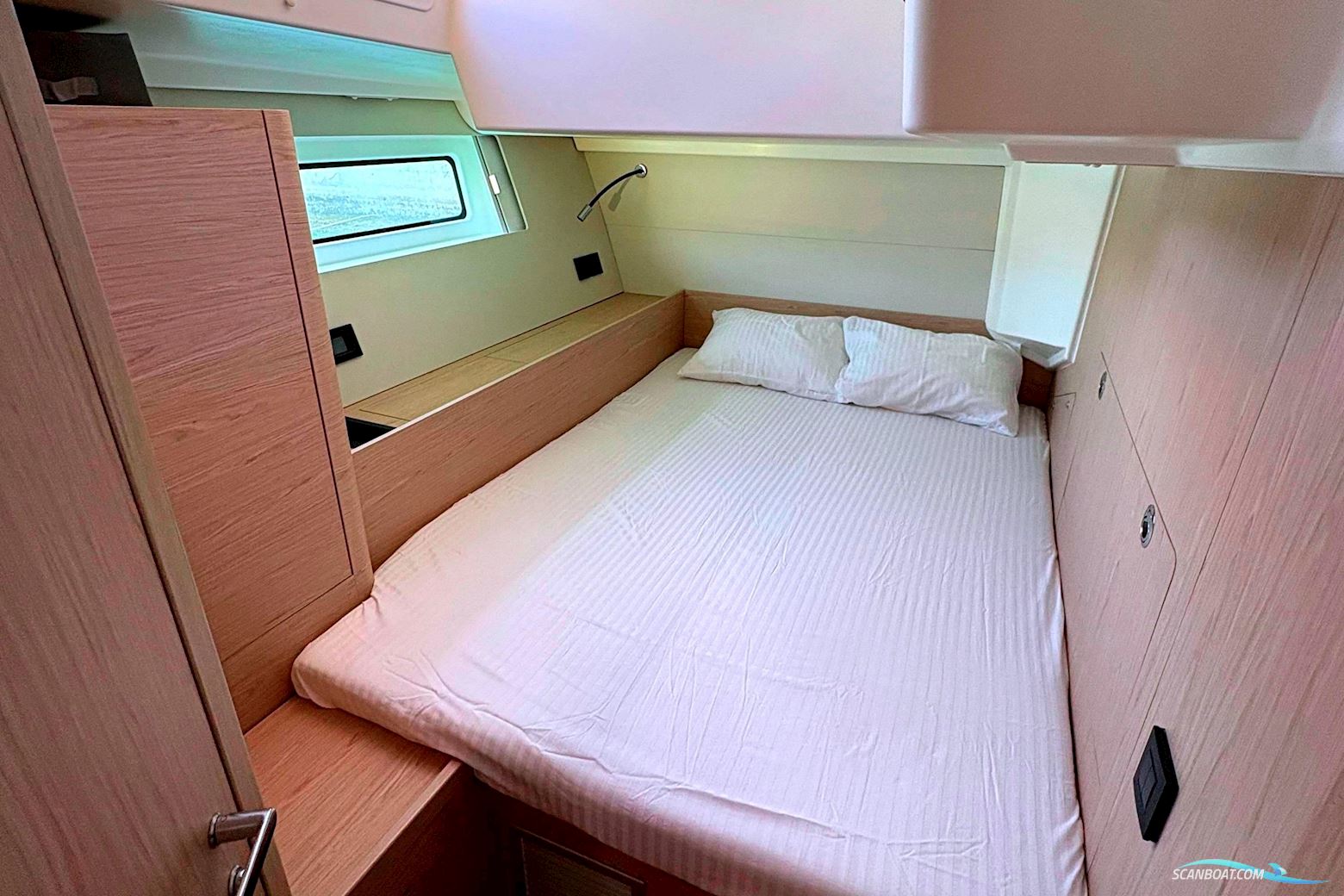 Beneteau Oceanis Yacht 54