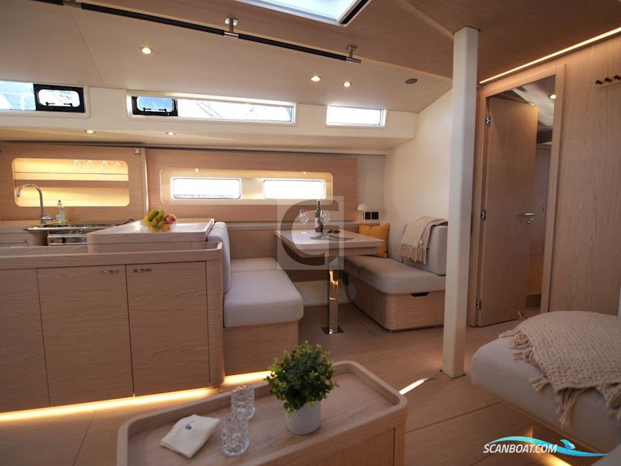 Beneteau Oceanis Yacht 54
