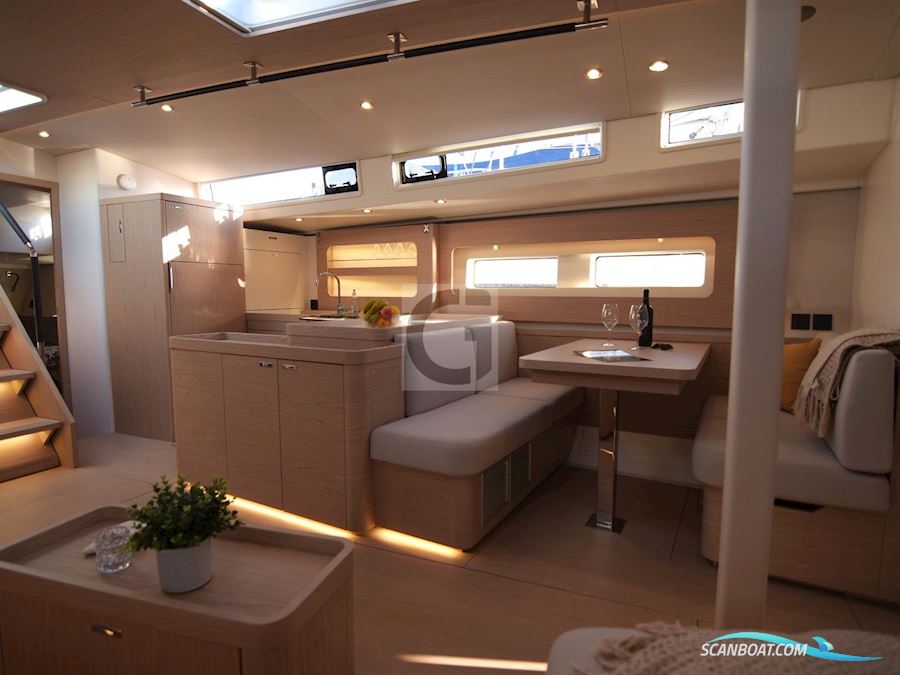 Beneteau Oceanis Yacht 54