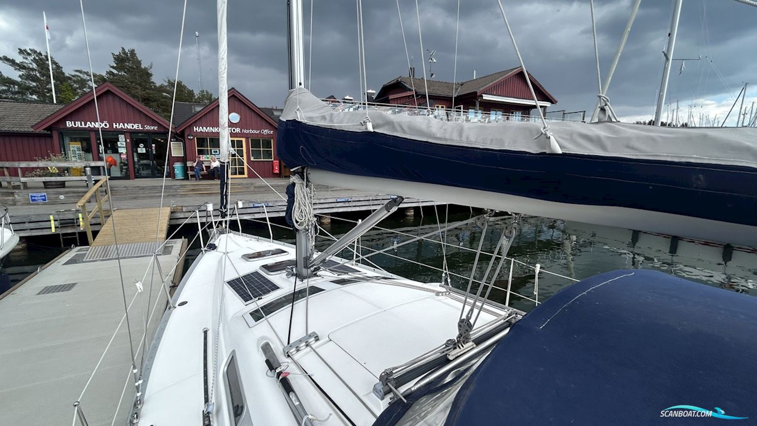 BENETEAU SEGELBÅTAR OCEANIS 323