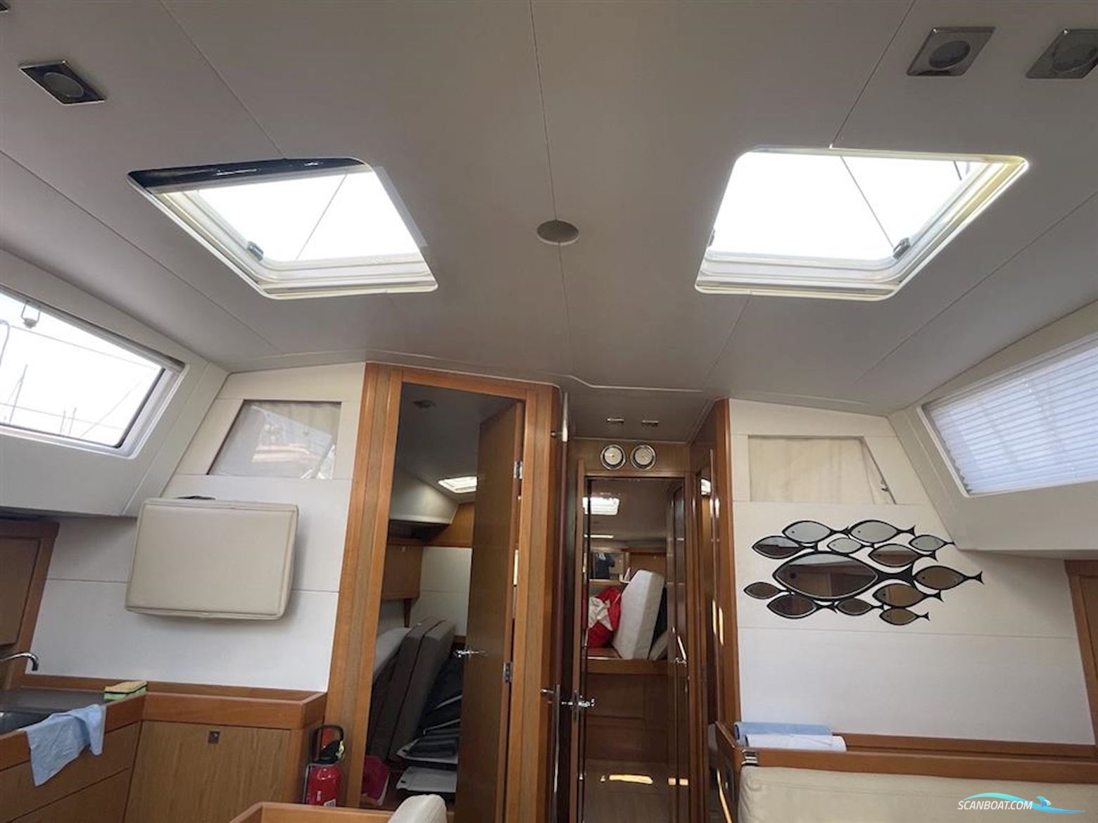 Beneteau Sense 43