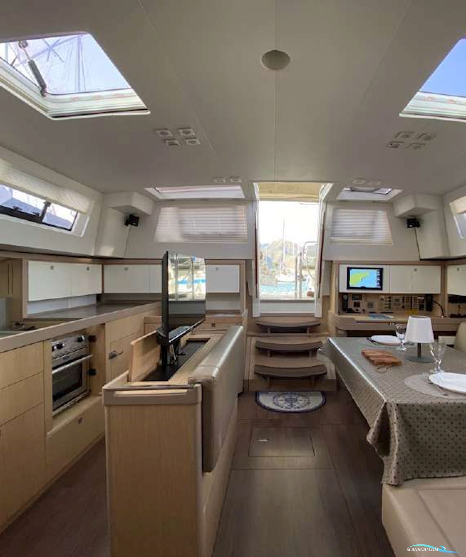 Beneteau SENSE 55