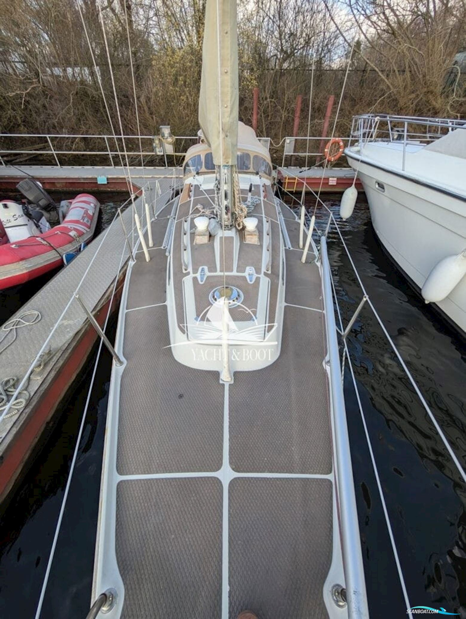 Bianca Commander 31