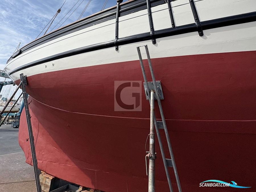 Bristol Pilot Cutter