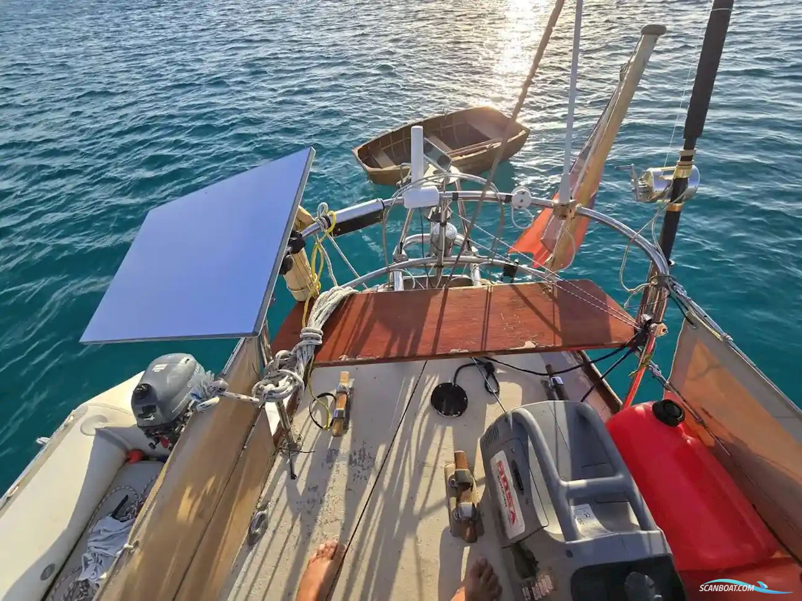 Camper & Nicholson 36