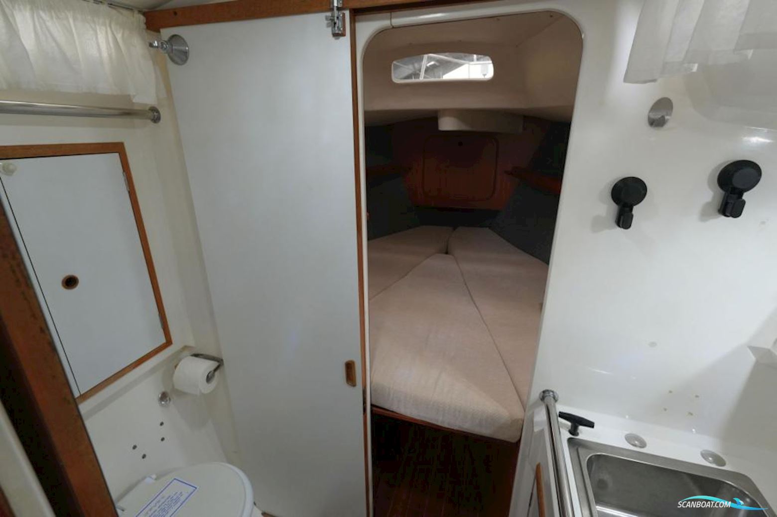 Camper & Nicholsons 35