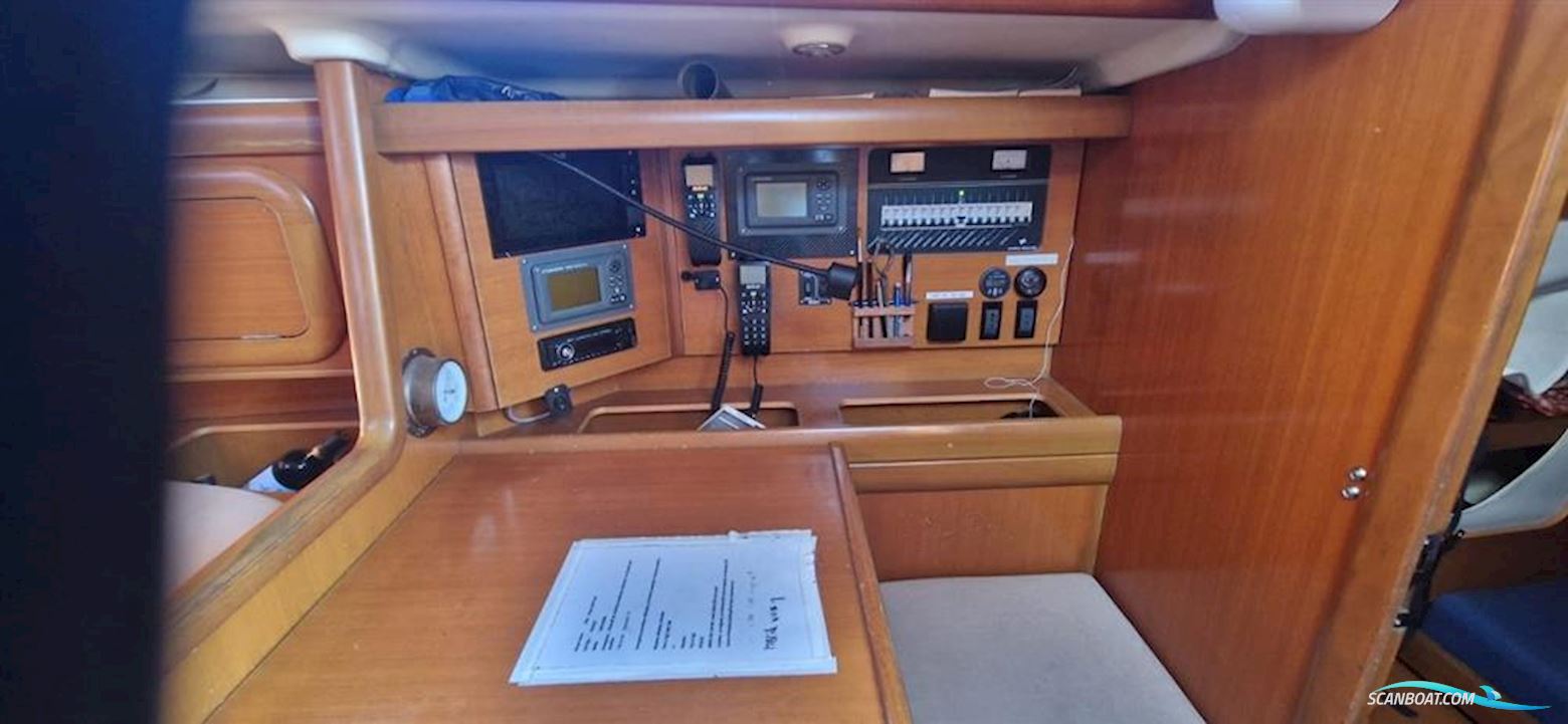 Cantiere de Pardo,  Italy Grand Soleil 40R