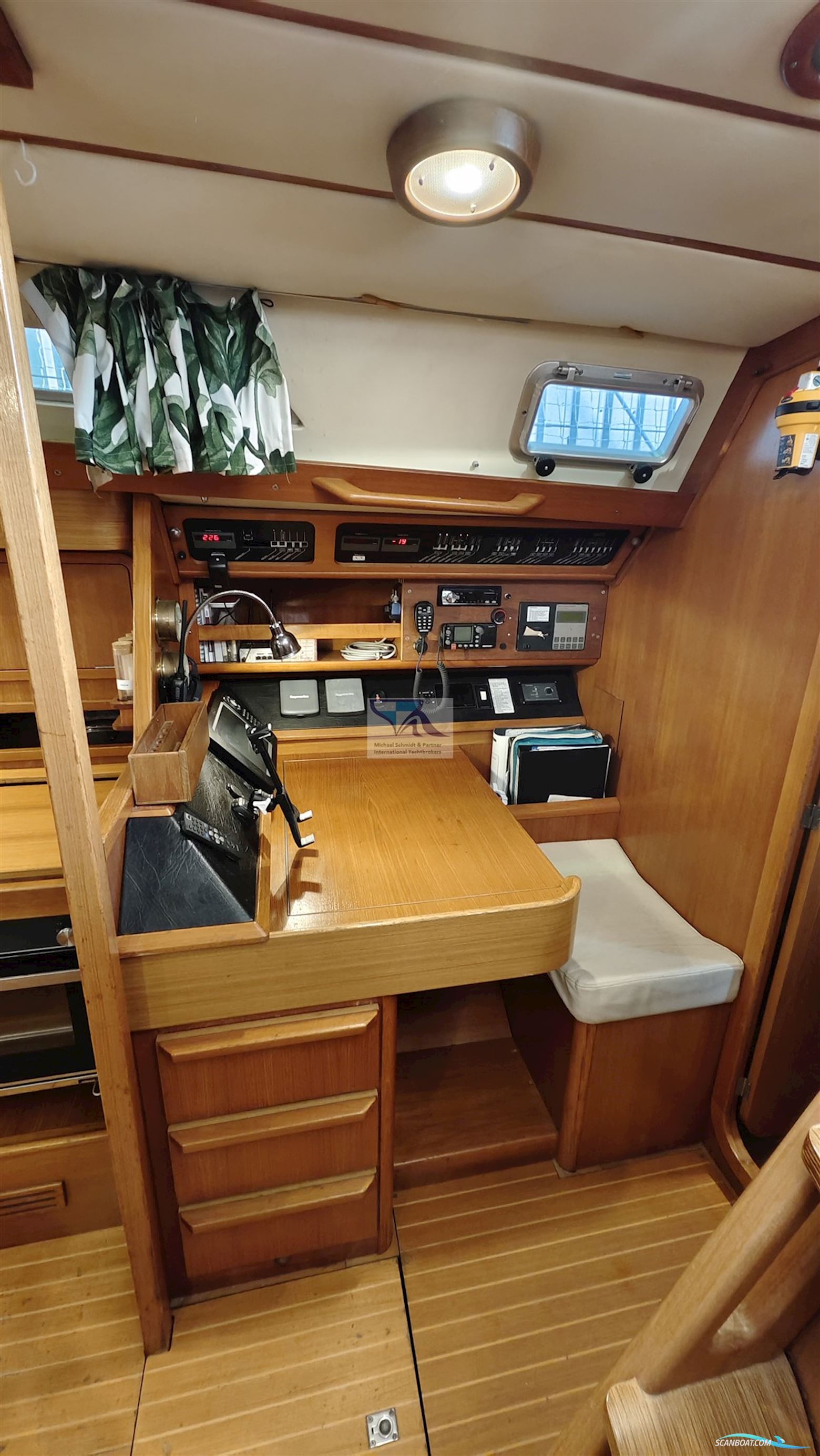 Cantiere Del Pardo Grand Soleil 45