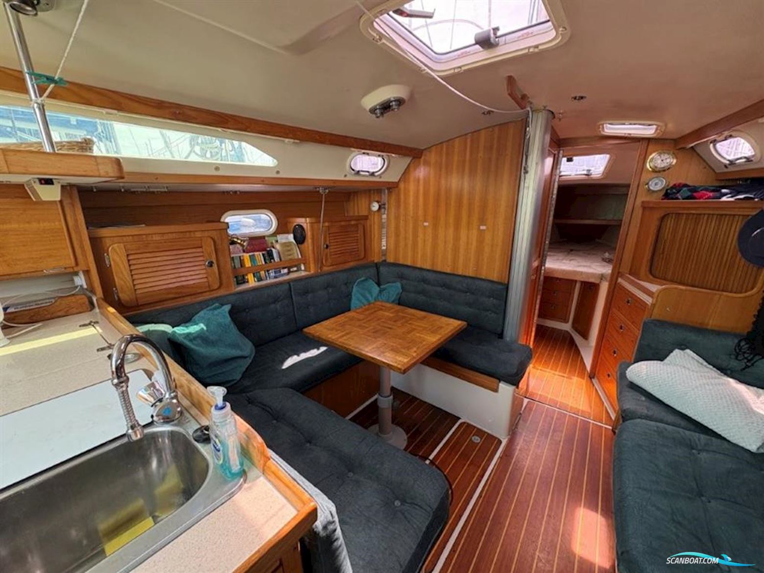 Catalina  36 Mark II