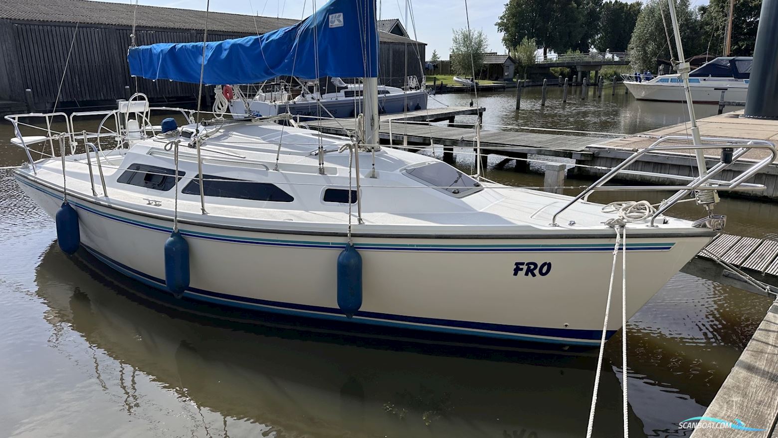 Catalina 270 Segelbåt 1998, med Westerbeke motor, Holland