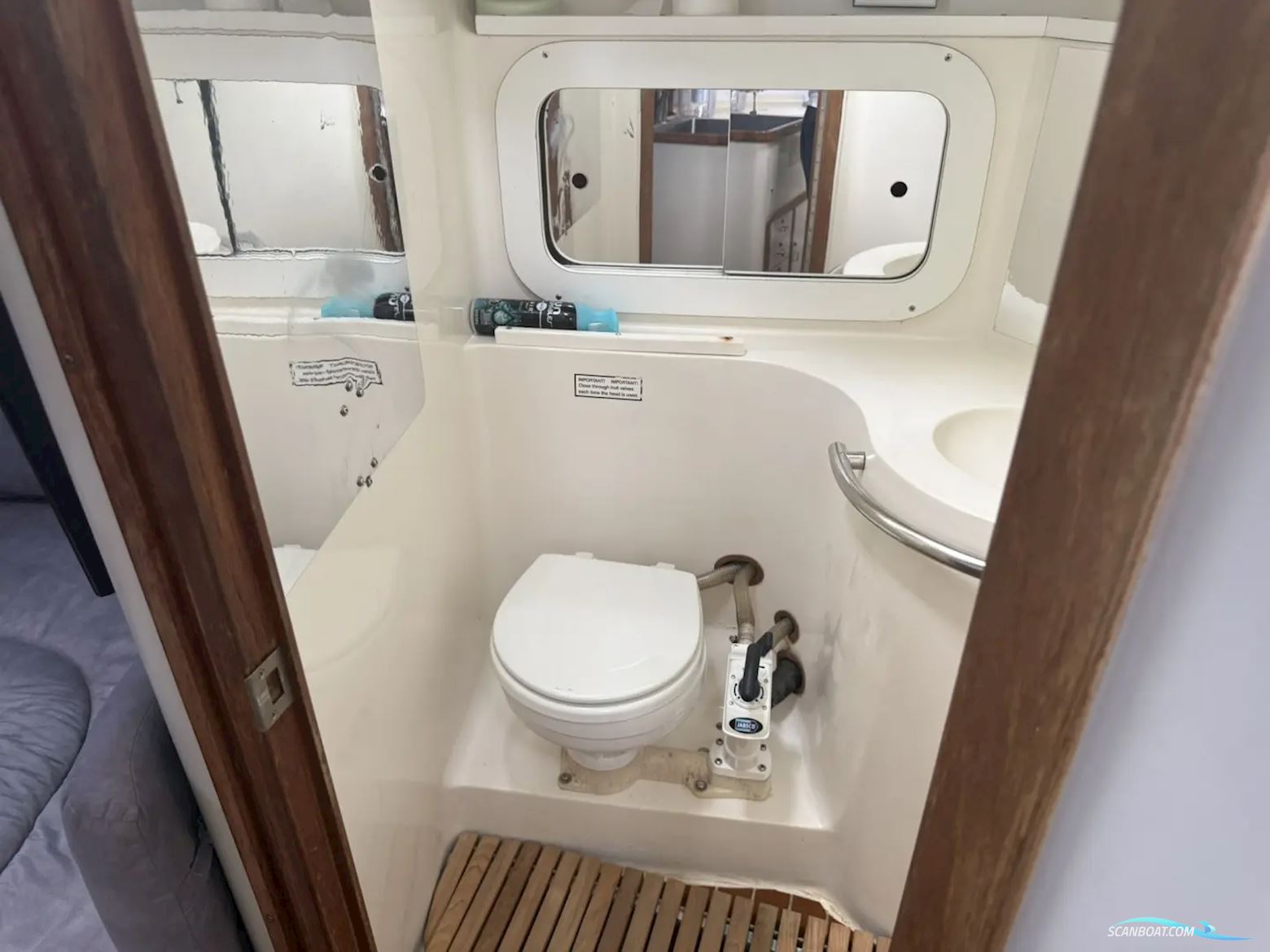 Catalina 320