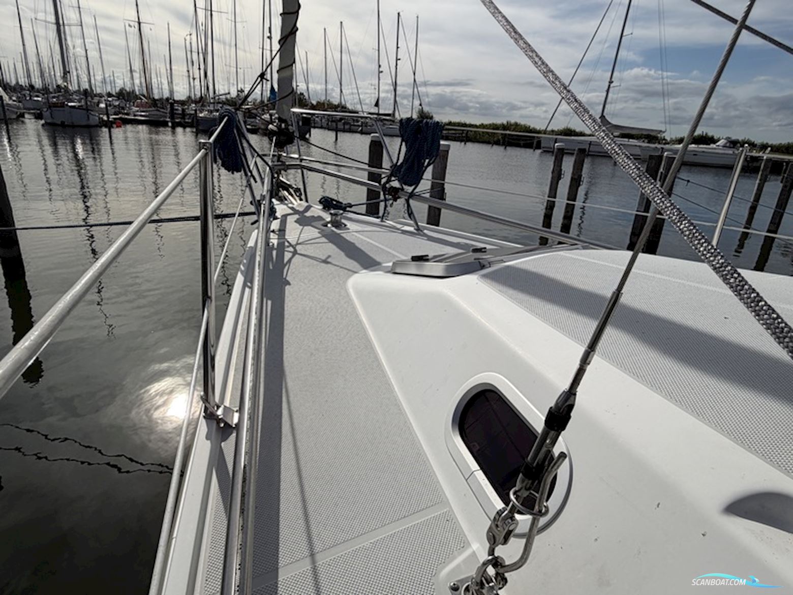 Catalina 320