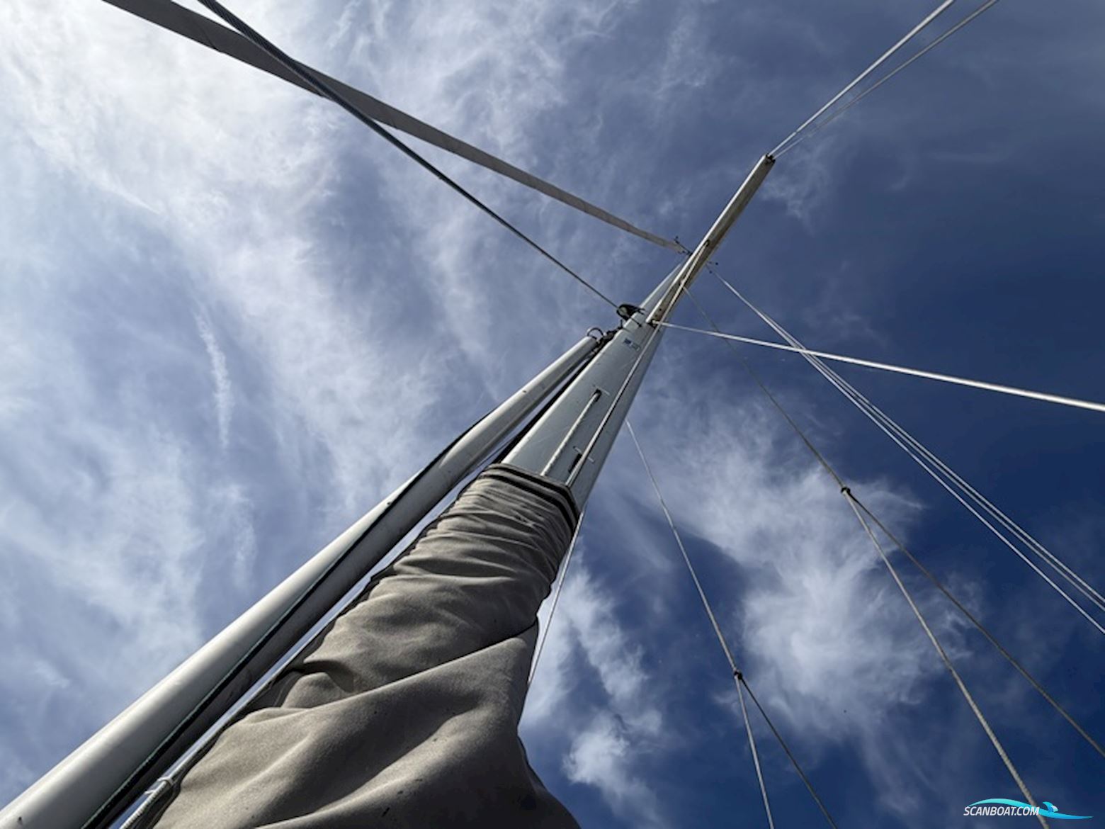 Catalina 320