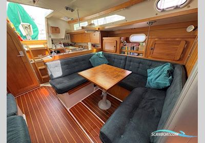 Catalina 36 Mark II Segelbåt 2000, med Universal  MD35B motor, England