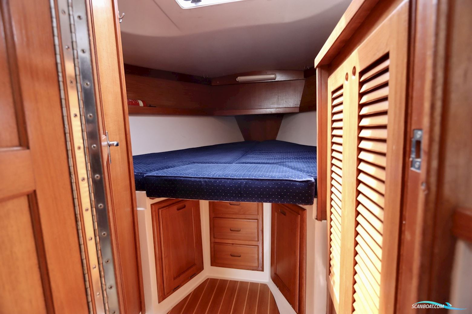 Catalina 36