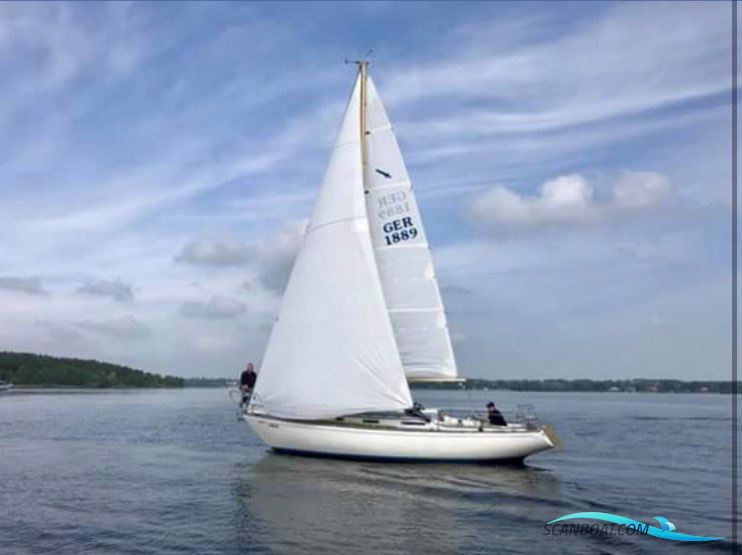 Centurion 32