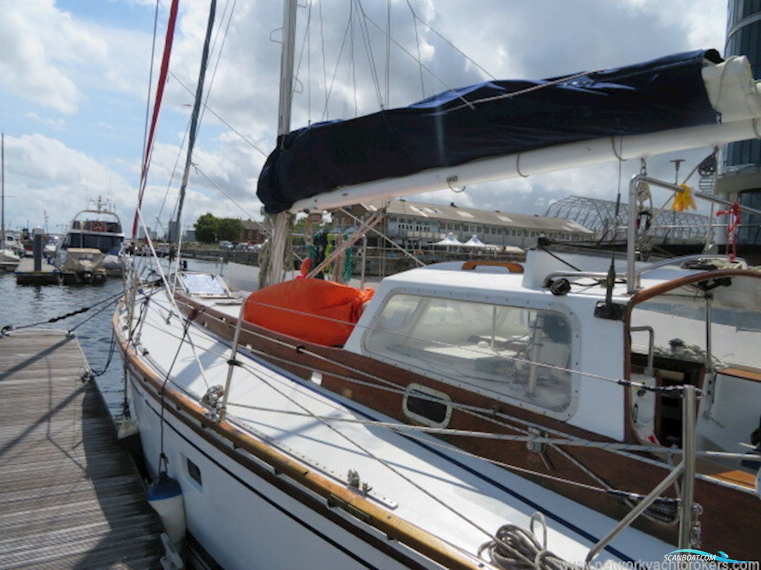 Classic Yacht Classic 50FT Steel Cutter