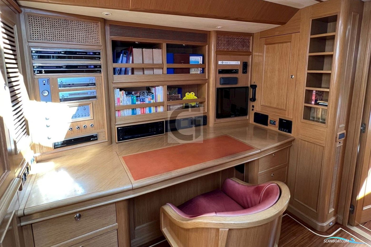 CN Yacht 2000 Felci FY71