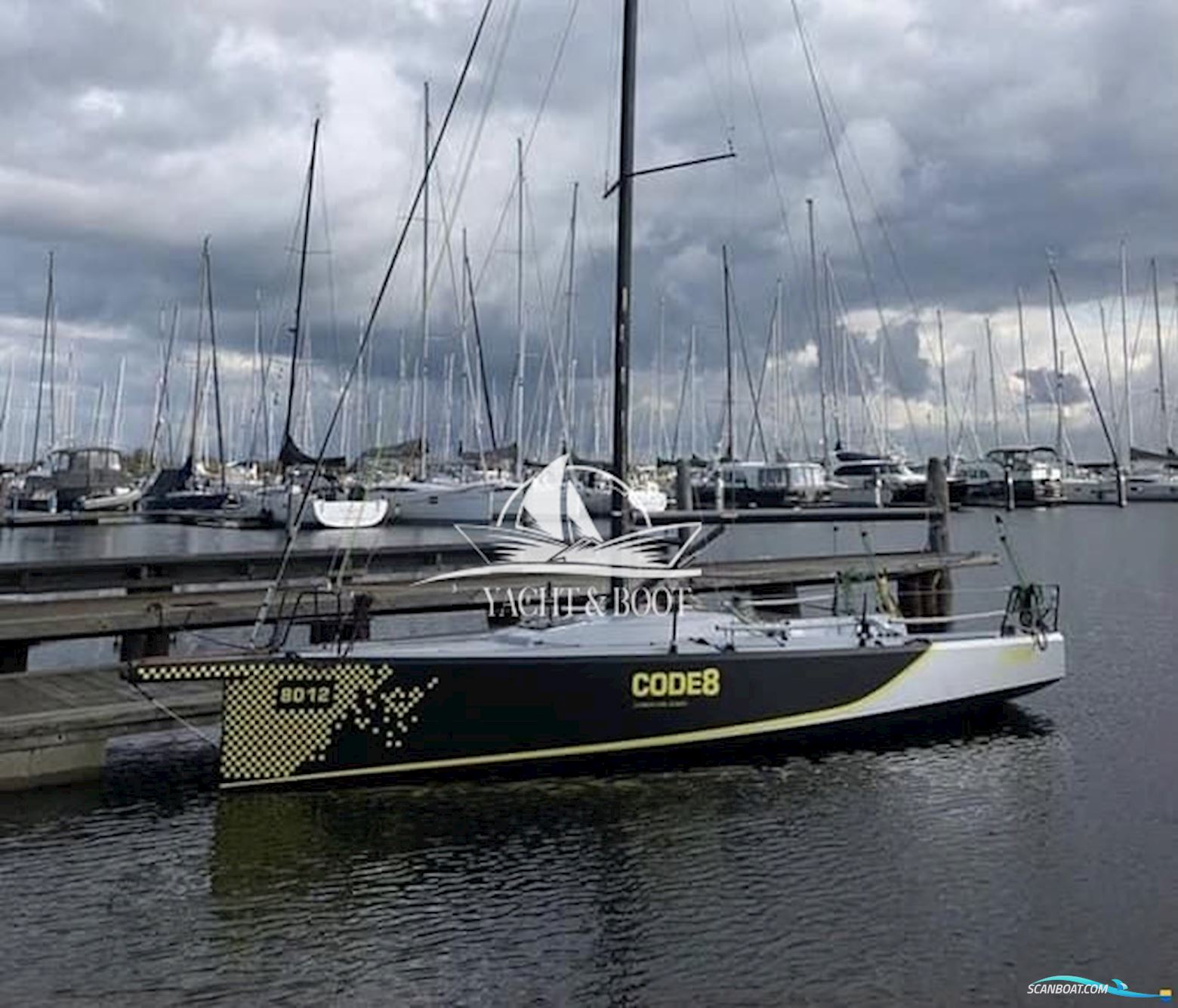 Code Yachts Code 8 Segelbåt 2018, med Torqeedo motor, Italien
