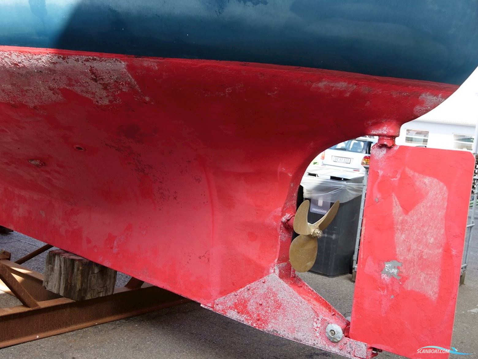 Colvic 29  Coaster  Custom