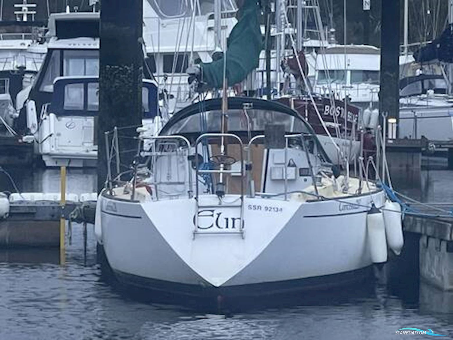 Contessa 28