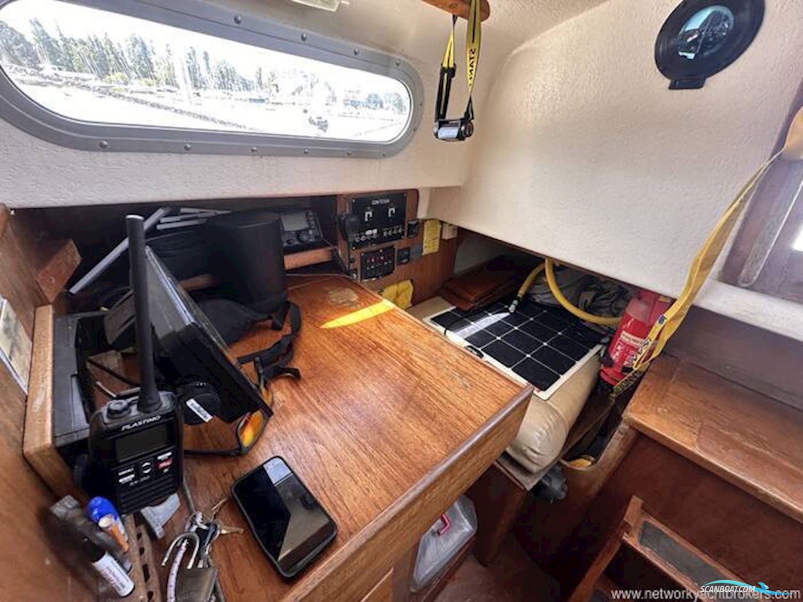 Contessa 32