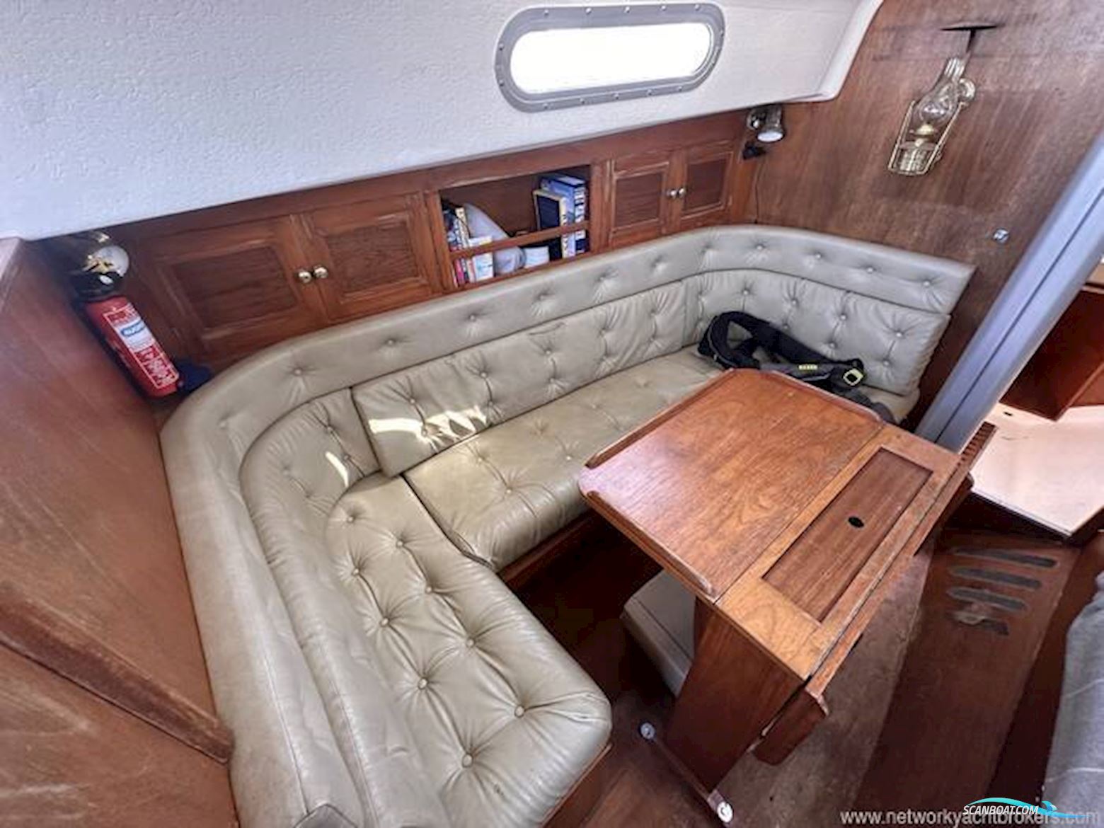 Contessa 32