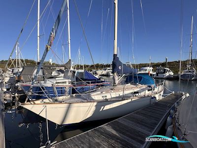 Contessa 32 Segelbåt 1972, med Beta motor, England