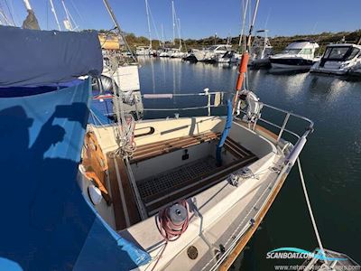 Contessa 32 Segelbåt 1972, med Beta motor, England