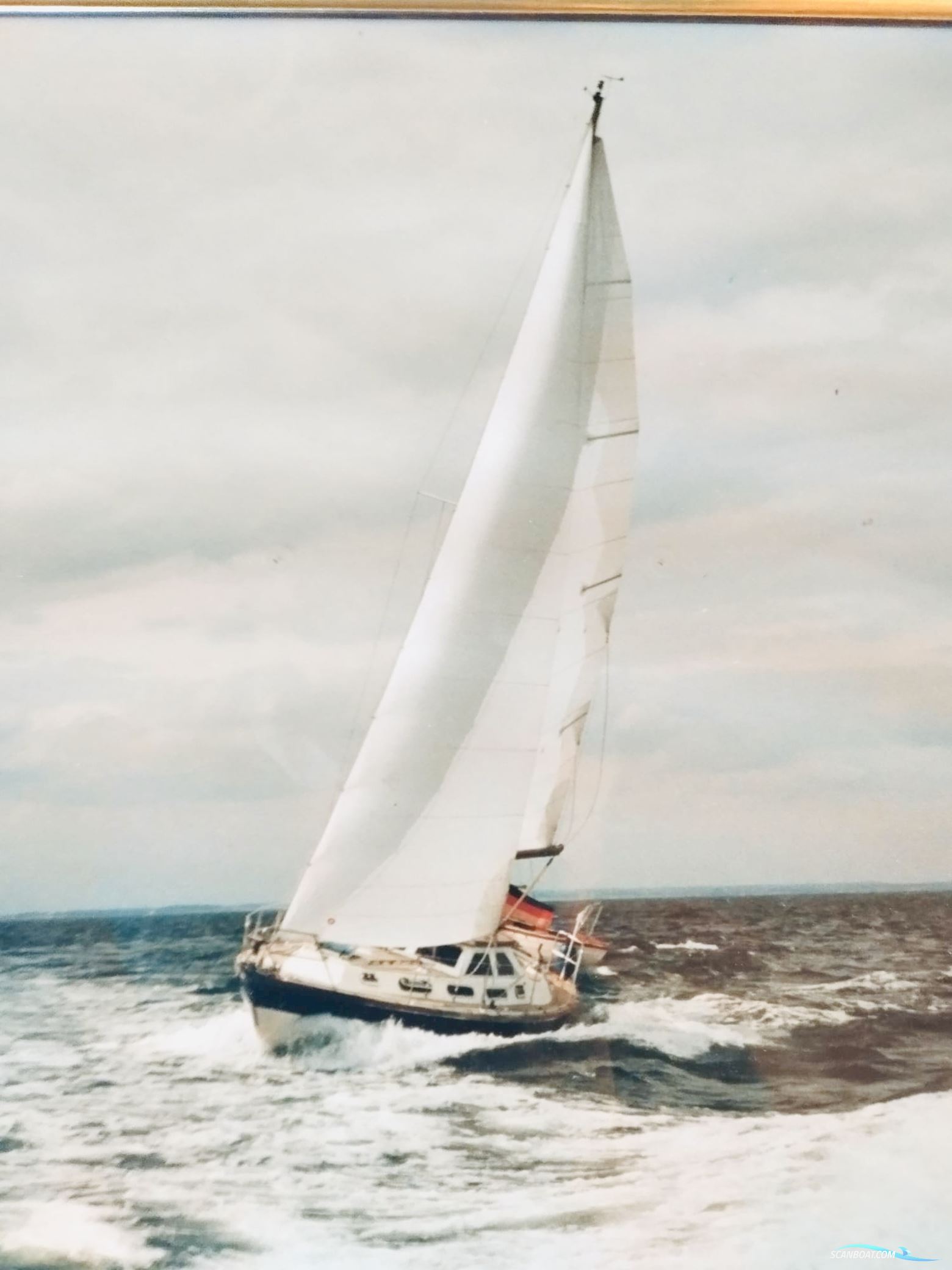 Contest 33 CC Segelbåt 1991, med Mercedes OM 615 motor, Tyskland