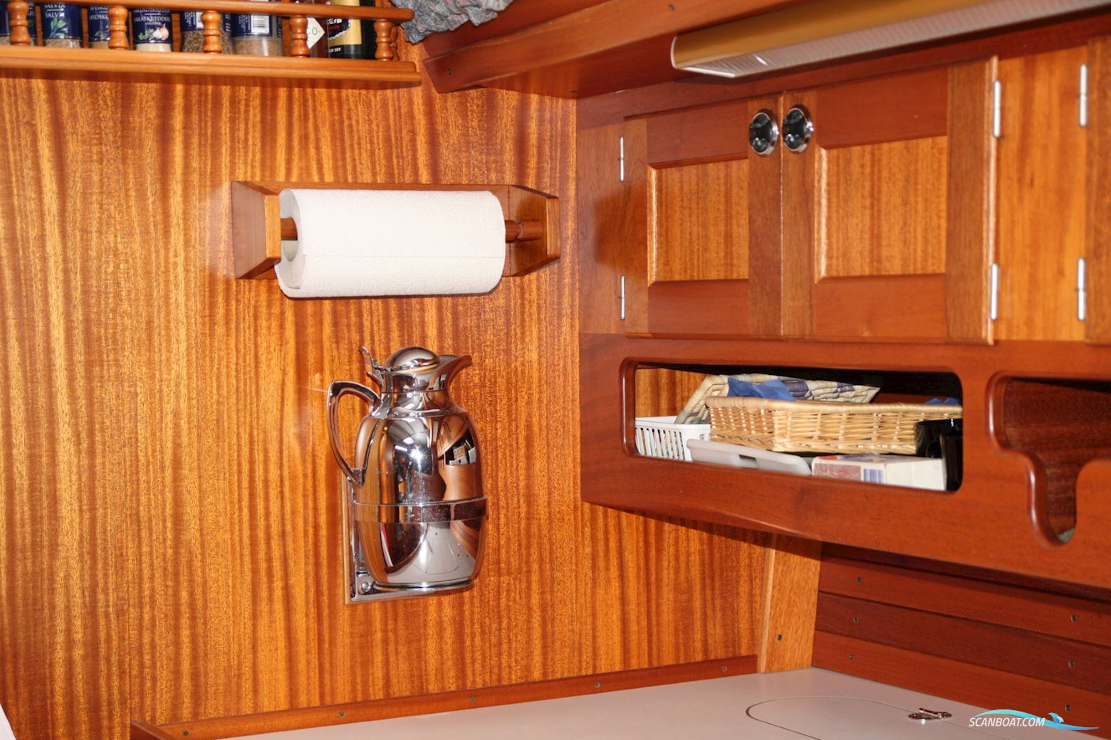 Contrast Contrast 400