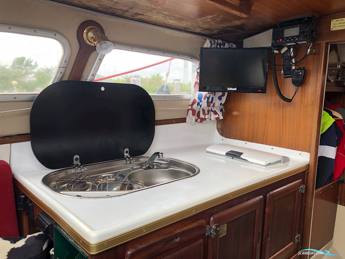 Coronado 25