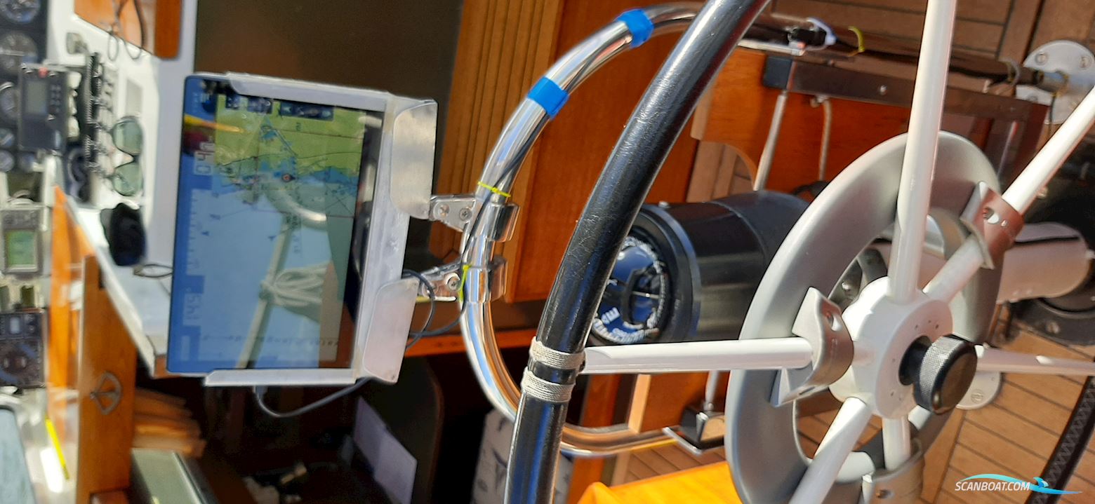 Coronet Elvstrøm 38