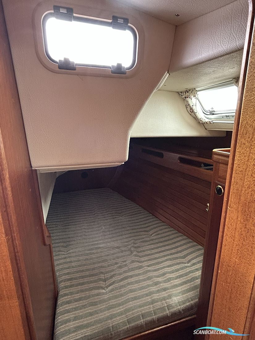 CR YACHTS 390
