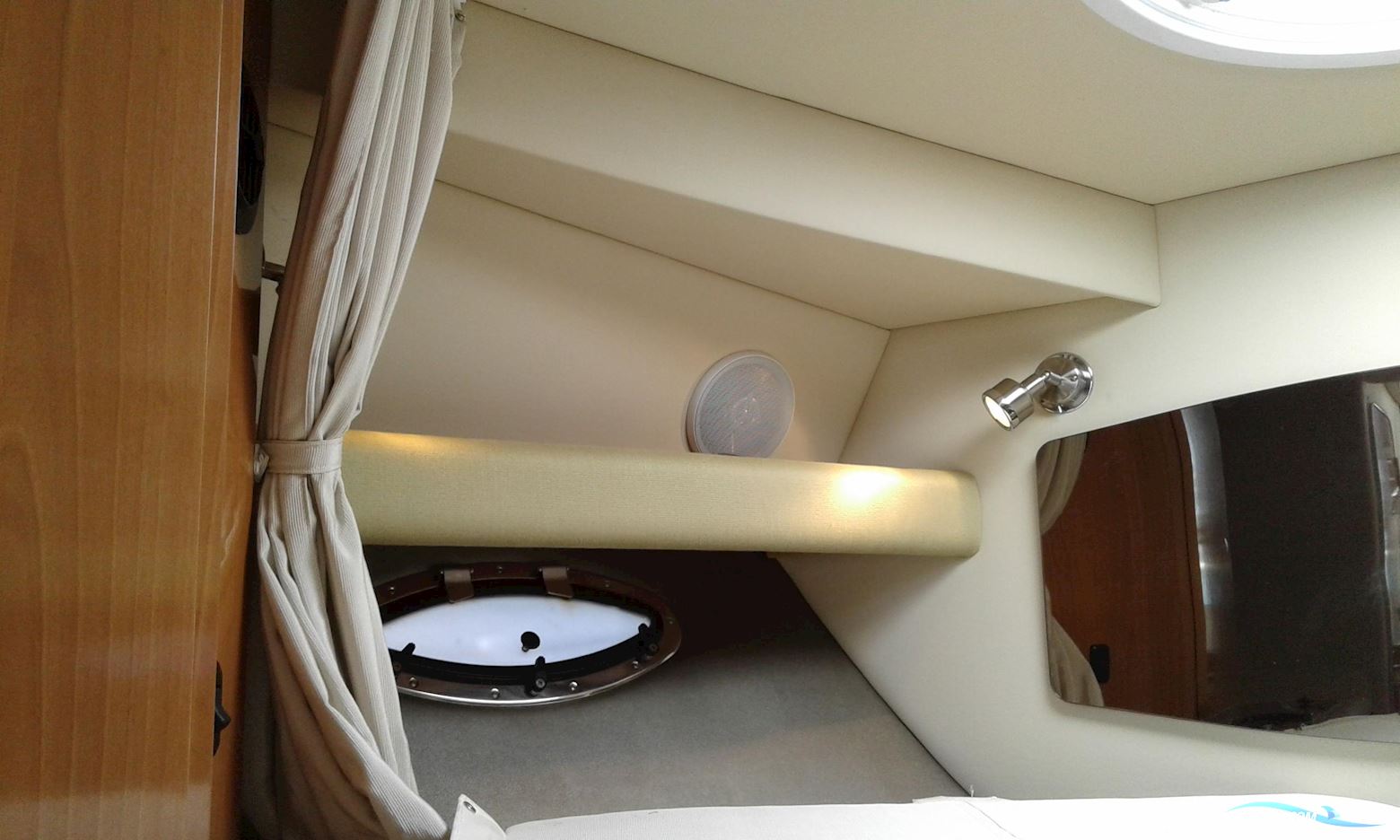 Cruisers Yachts 300 Cxi Express