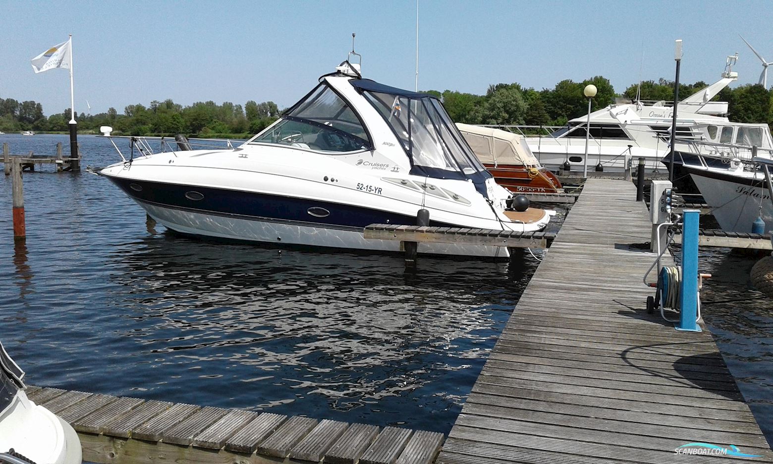 Cruisers Yachts 300 Cxi Express