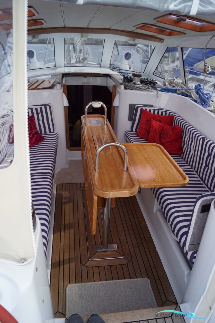 Custom Build 50 Feet Decksalon Yacht