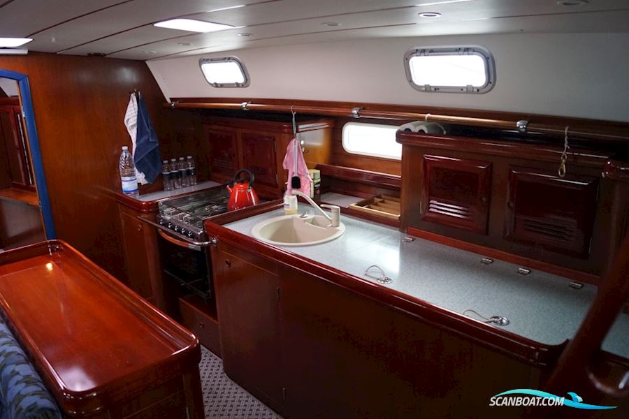 Custom Build 50 Feet Decksalon Yacht