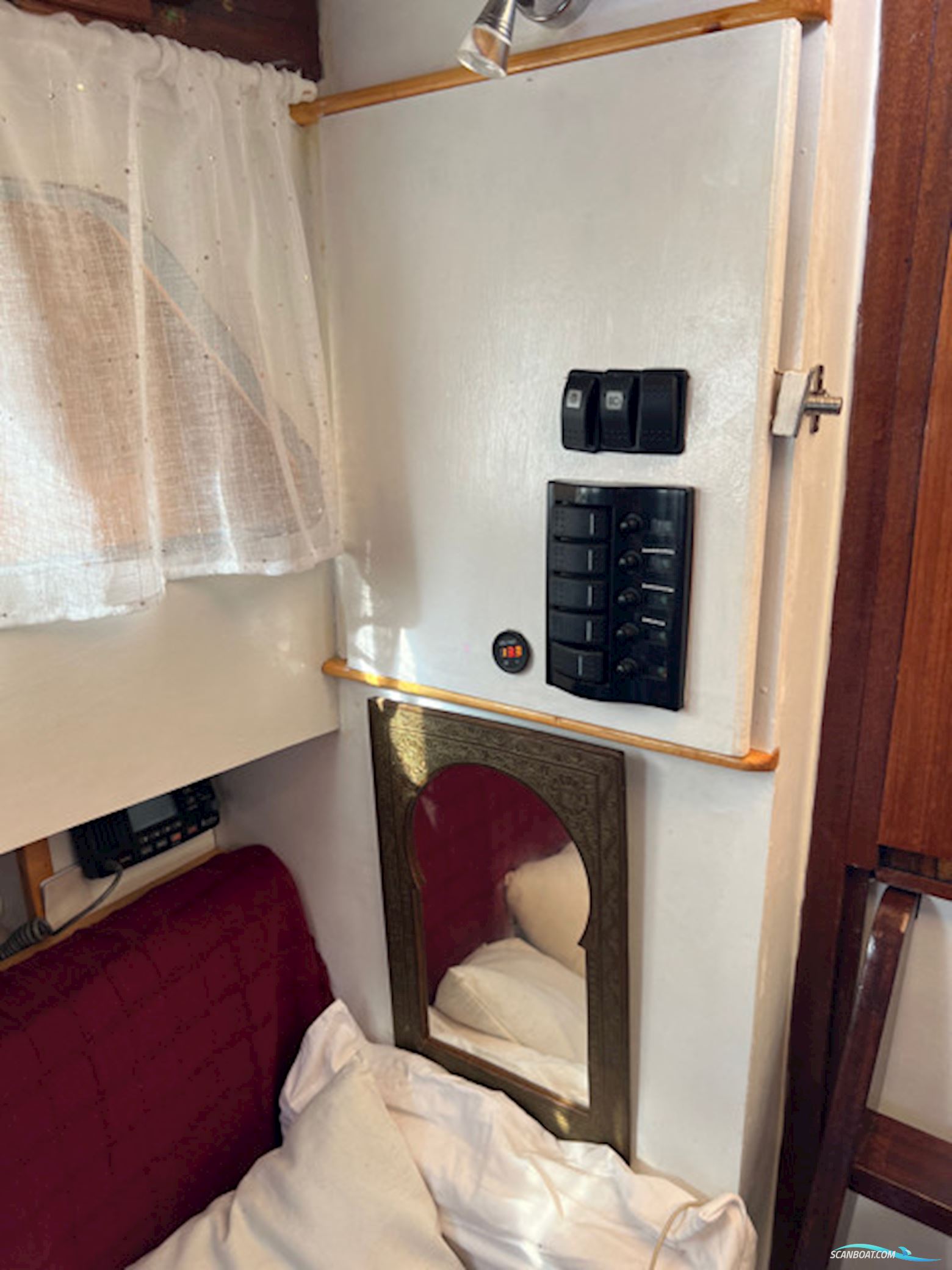 Custom Built Boat Erytheia Cotre Juan Alsine