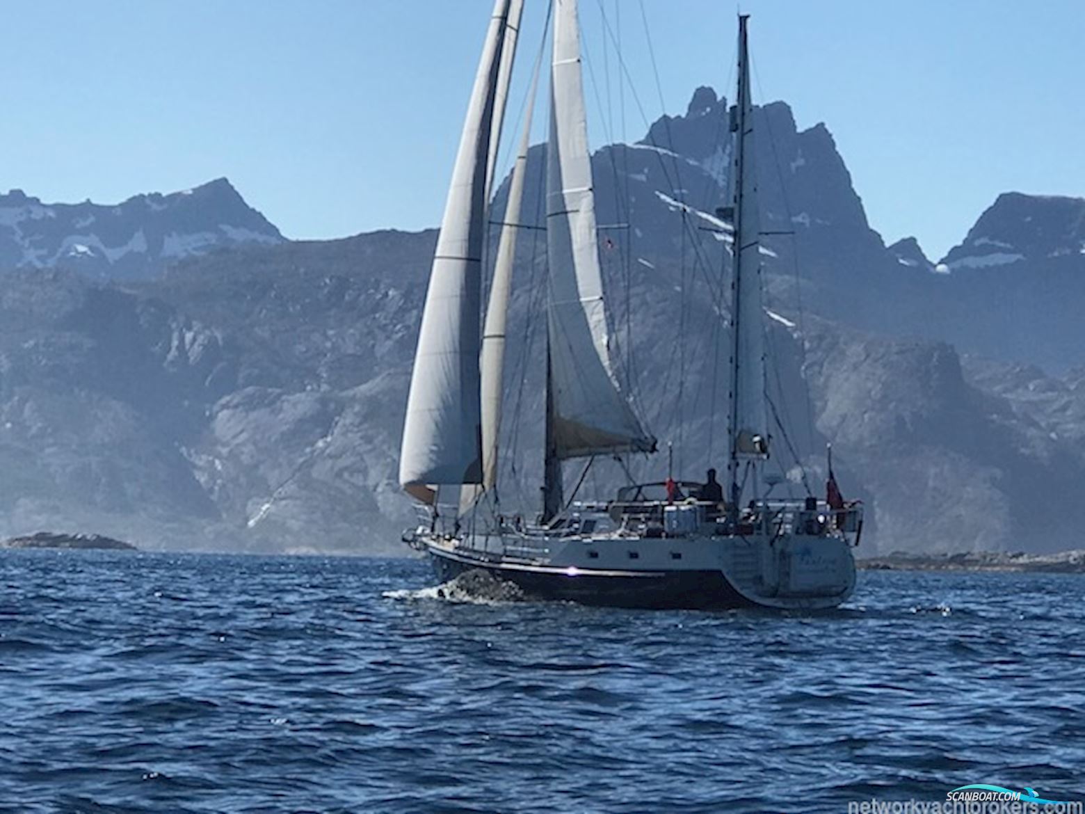 Custom Built High Latitude S542