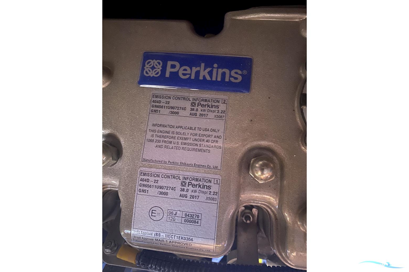 Custom Built Hout bay 40