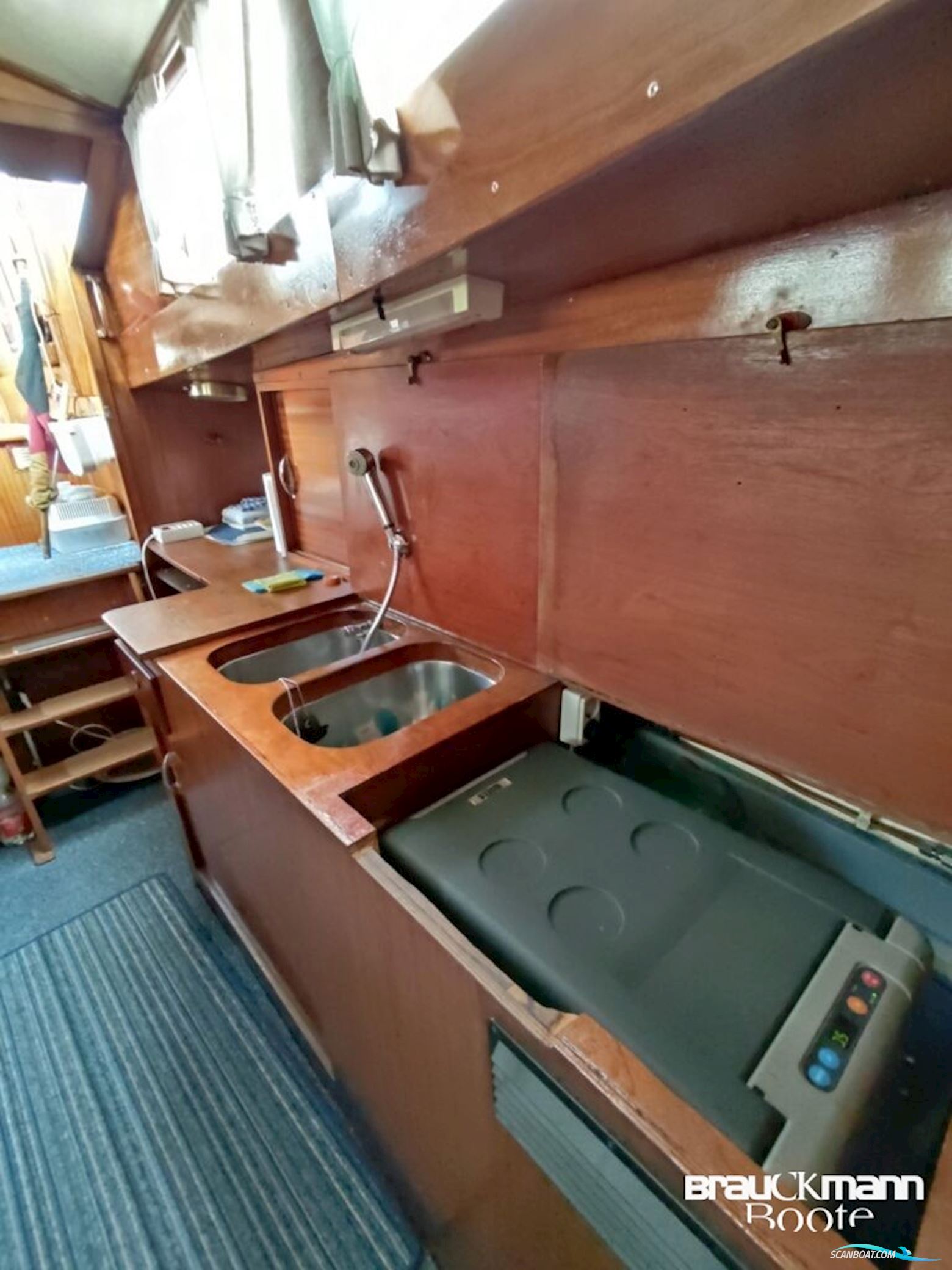 Custom Craft Motorsegler