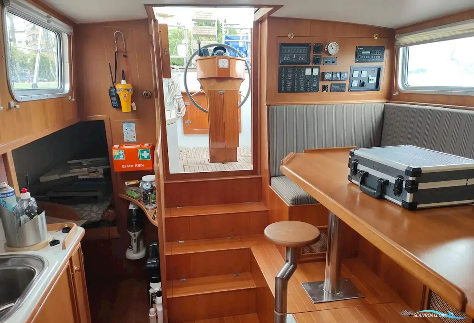 CUSTOM Steel Pilothouse