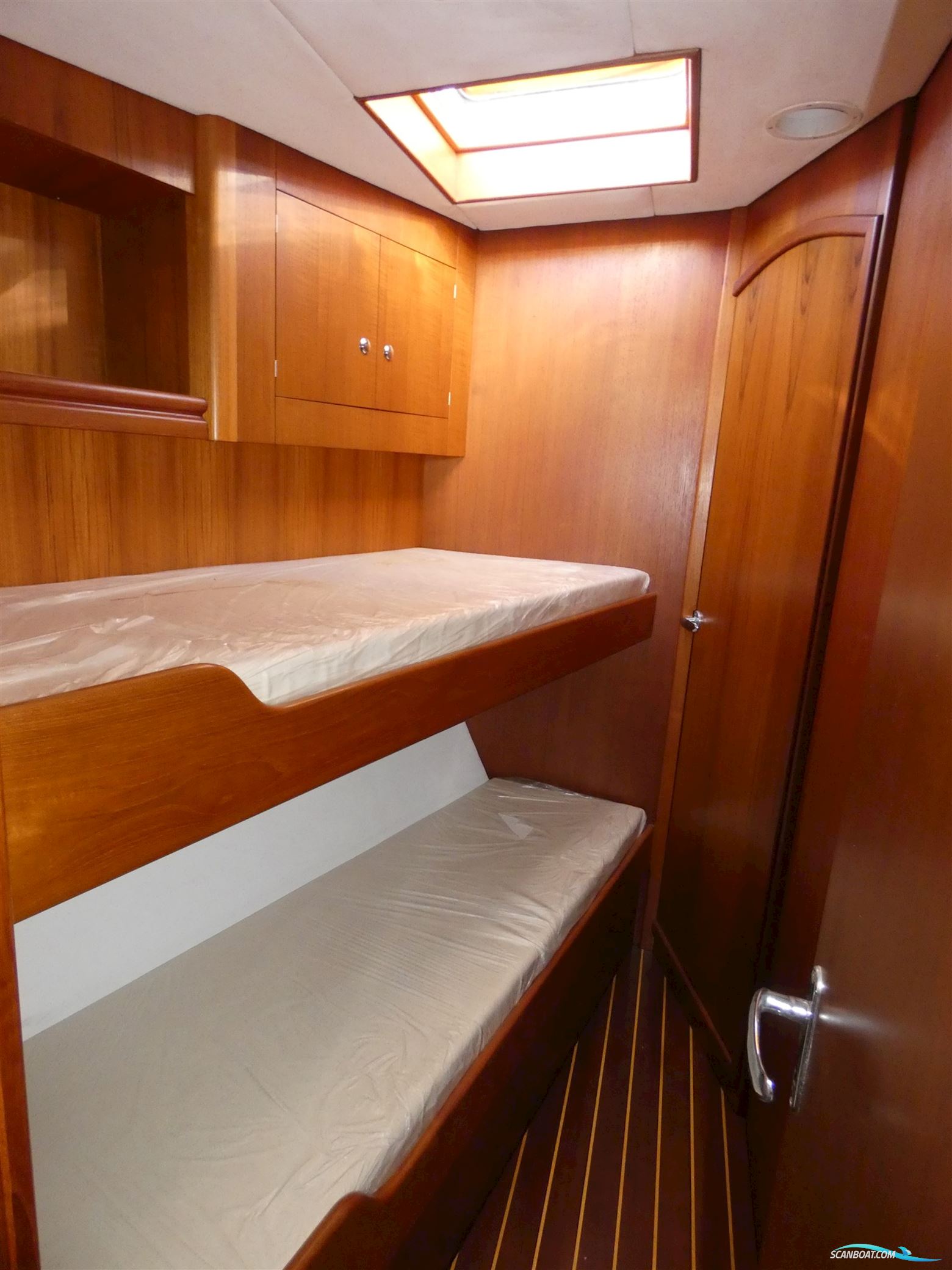 CUSTOM Van de Stadt 51