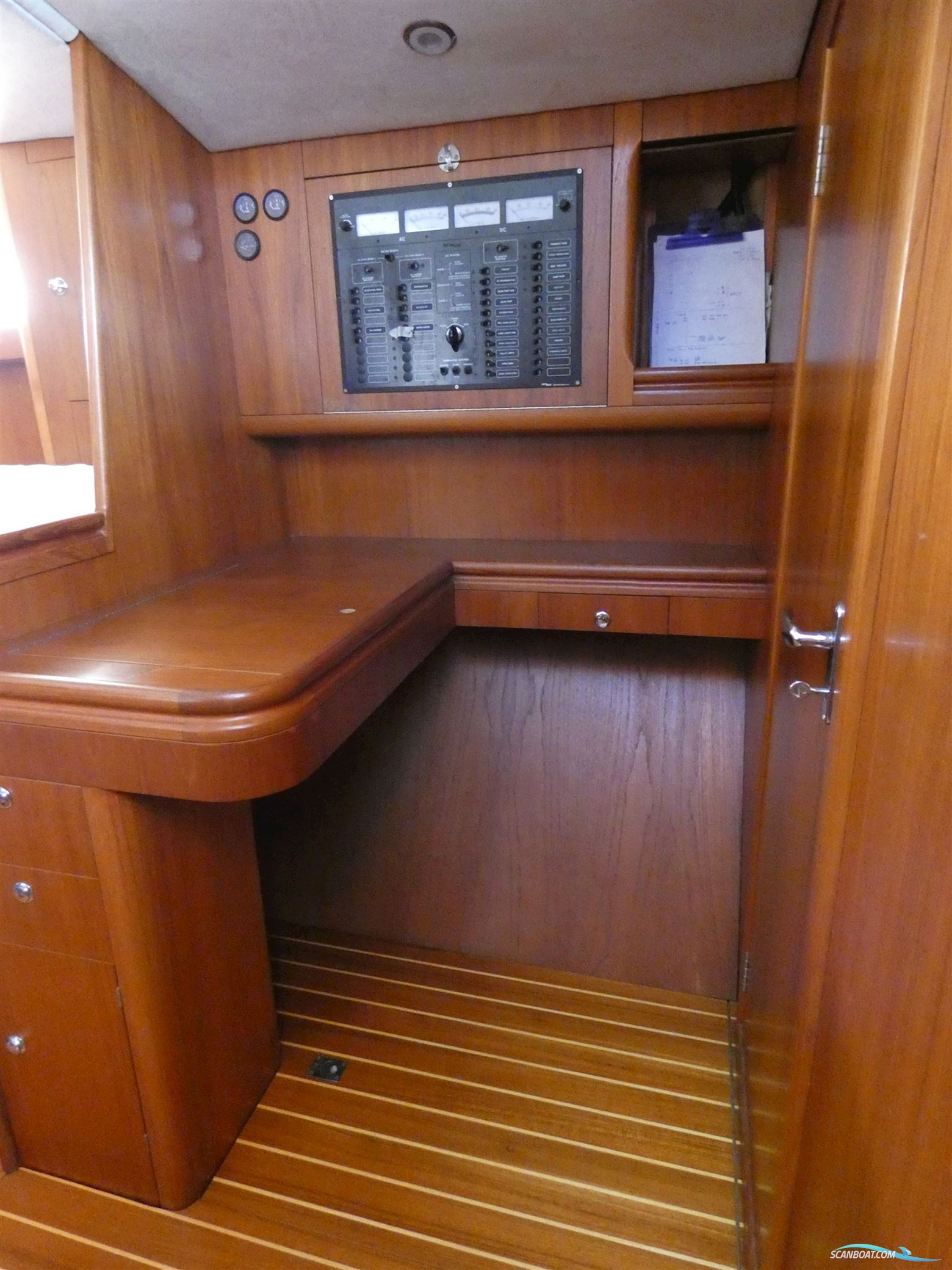 CUSTOM Van de Stadt 51