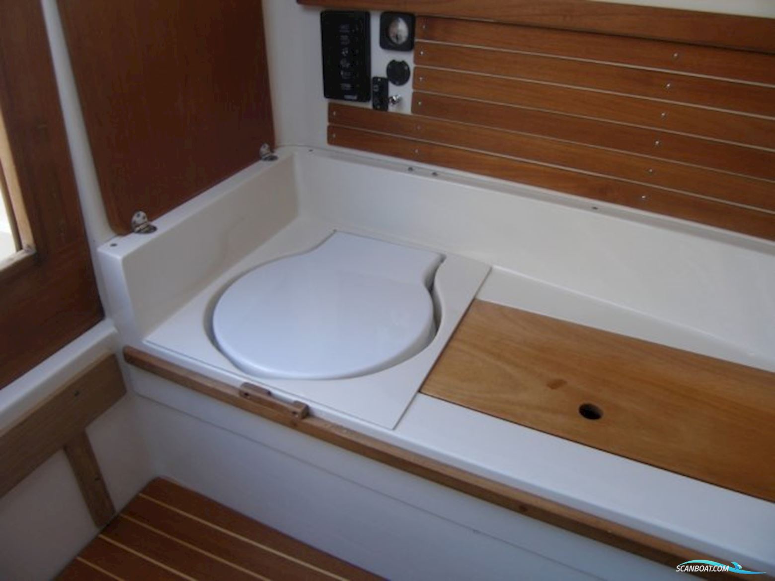 Damarin 640/ 642 Cabin (Nieuw)