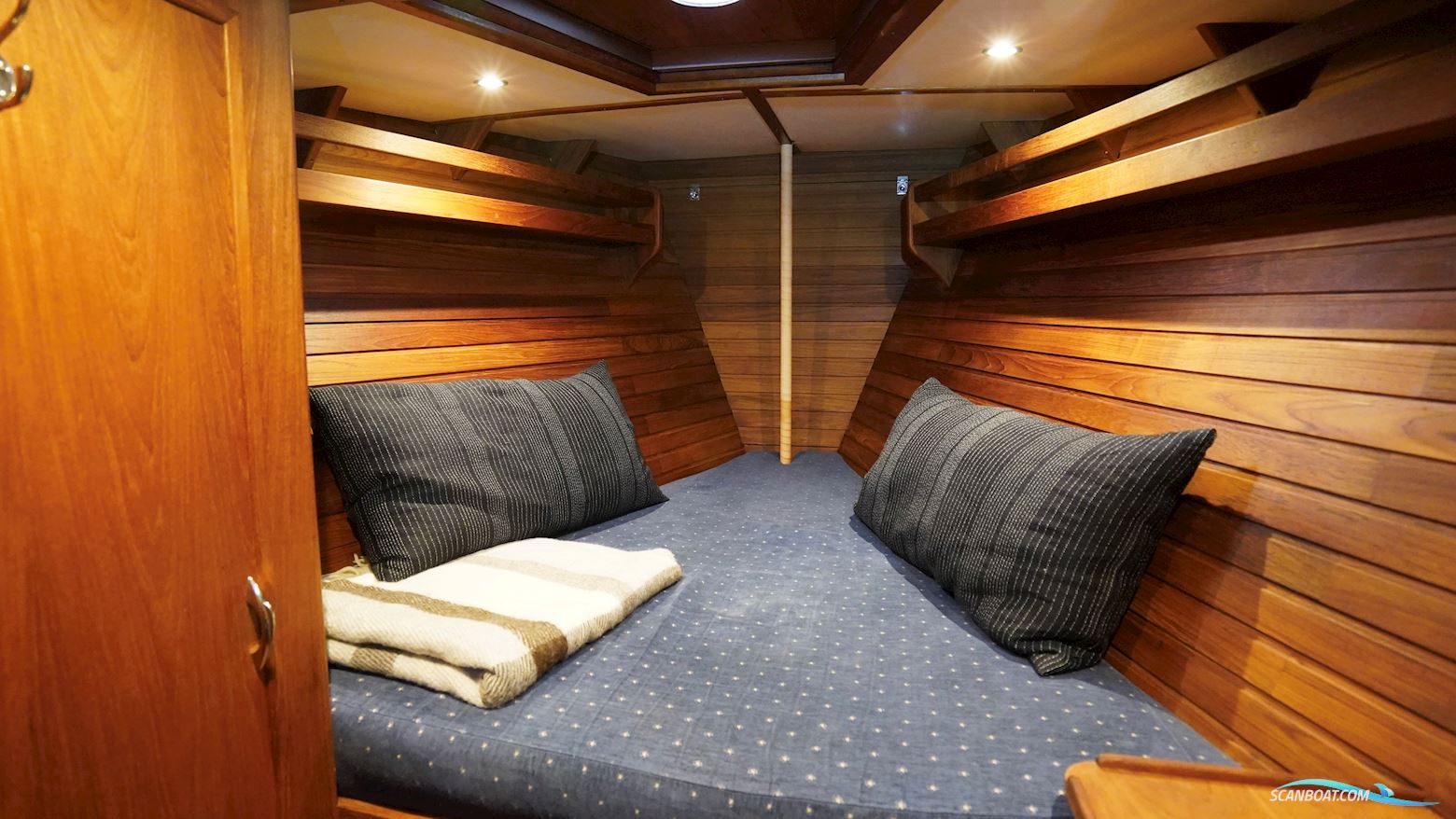 De Vries Lentsch 57 Classic Ketch