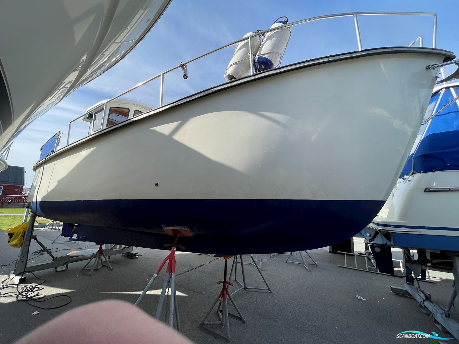 DM Fisherman 27 Motorsejler